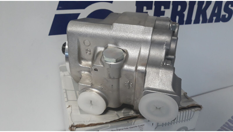 Mercedes-Benz Actros - Pompe de support pour Camion: photos 3 Mercedes-Benz Actros - Pompe de support pour Camion: photos 3