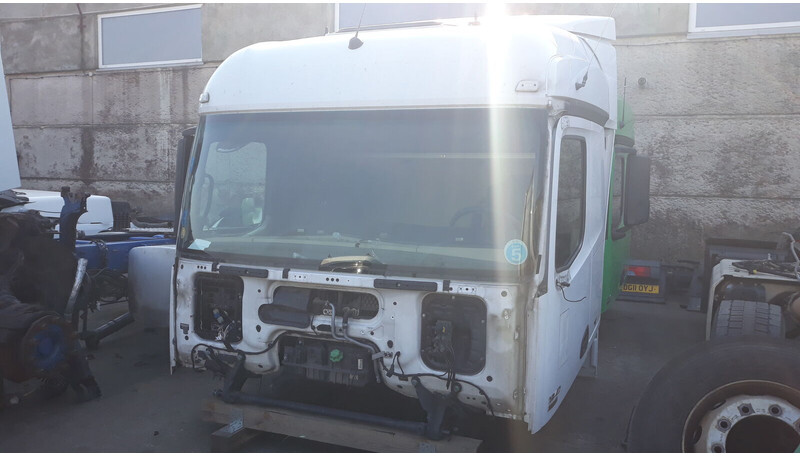 Mercedes-Benz Actros - Cabine et intérieur pour Camion: photos 3 Mercedes-Benz Actros - Cabine et intérieur pour Camion: photos 3