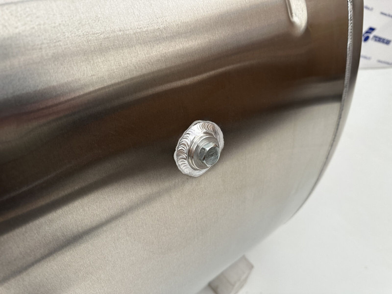 Réservoir de carburant pour Camion neuf Mercedes-Benz New aluminum fuel tank 290L: photos 6