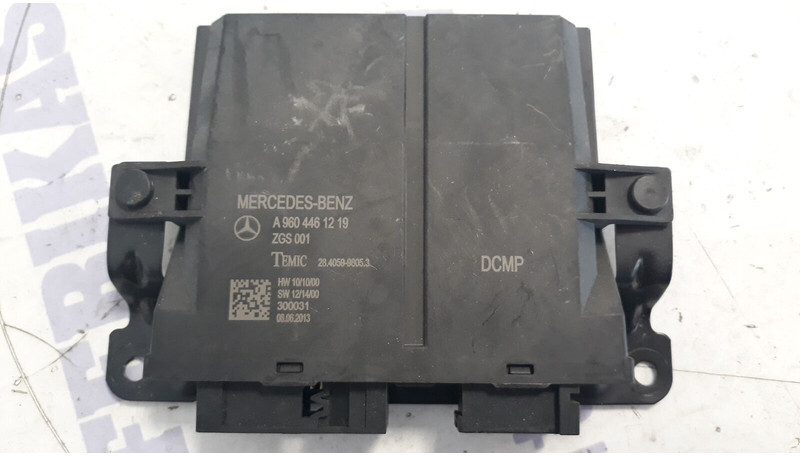 Mercedes-Benz door control module - Bloc de gestion pour Camion: photos 1 Mercedes-Benz door control module - Bloc de gestion pour Camion: photos 1