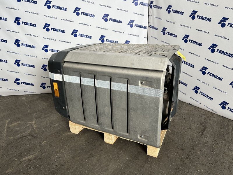 Mercedes-Benz exhaust catalyst - Catalyseur pour Camion: photos 1 Mercedes-Benz exhaust catalyst - Catalyseur pour Camion: photos 1