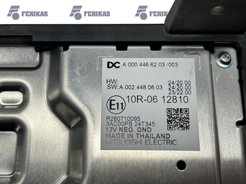 Mercedes-Benz instrumental cluster, dashboard - Panel de instrumentos pour Camion: photos 4 Mercedes-Benz instrumental cluster, dashboard - Panel de instrumentos pour Camion: photos 4