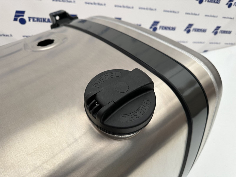 Onbekend  - Réservoir de carburant pour Camion: photos 4 Onbekend  - Réservoir de carburant pour Camion: photos 4