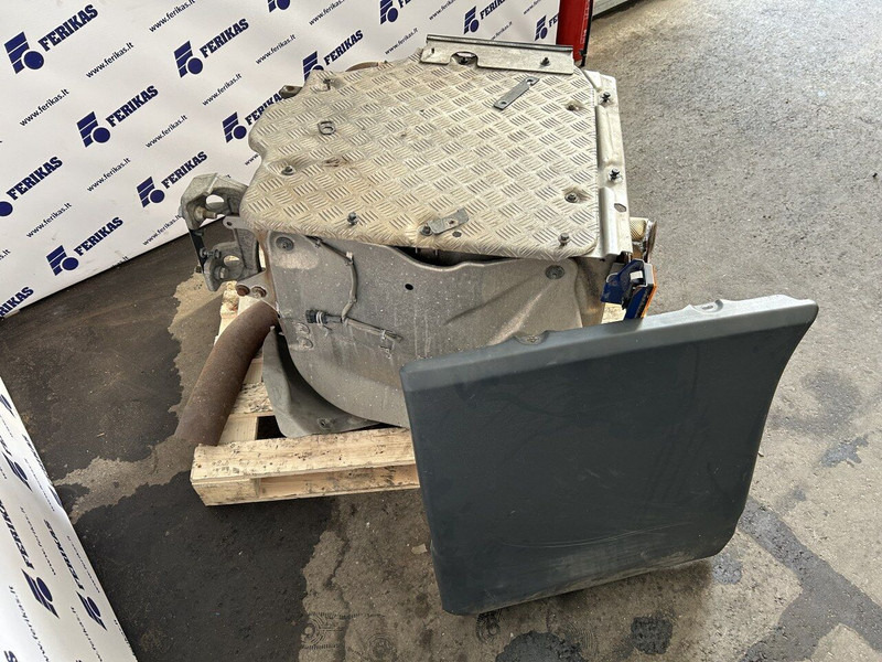 Scania exhaust catalyst - Catalyseur pour Camion: photos 4 Scania exhaust catalyst - Catalyseur pour Camion: photos 4