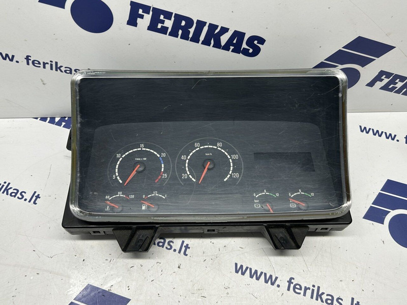 Scania instrumental cluster - Panel de instrumentos pour Camion: photos 3 Scania instrumental cluster - Panel de instrumentos pour Camion: photos 3