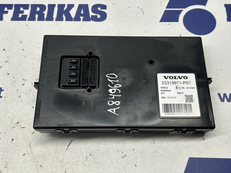 Volvo VMCU - Bloc de gestion pour Camion: photos 2 Volvo VMCU - Bloc de gestion pour Camion: photos 2