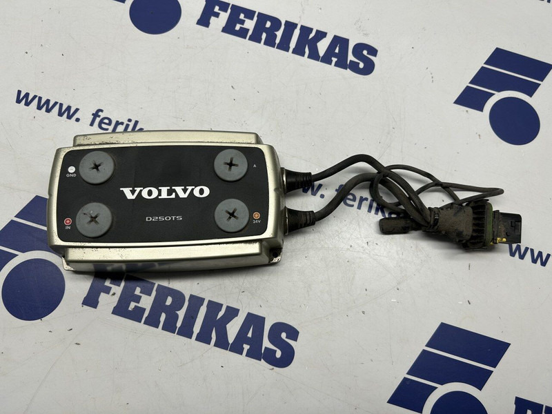 Volvo battery charger, converter - Système électrique pour Camion: photos 1 Volvo battery charger, converter - Système électrique pour Camion: photos 1