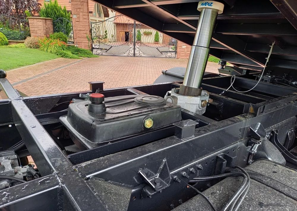 Camion benne MAN TGL 12 250 EURO 5 WYWROTKA WYWROT KIPER: photos 14