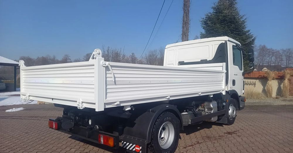 MAN TGL 12 250 EURO 6 - Camion benne: photos 5 MAN TGL 12 250 EURO 6 - Camion benne: photos 5
