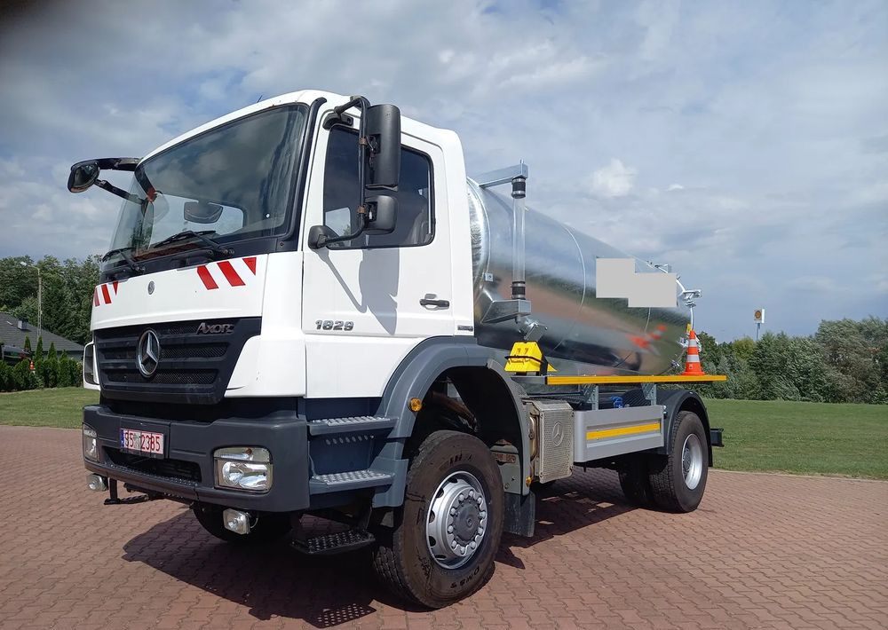 Mercedes-Benz AXOR 1829 4X4 4 WD ALLOARD - Camion citerne: photos 4 Mercedes-Benz AXOR 1829 4X4 4 WD ALLOARD - Camion citerne: photos 4