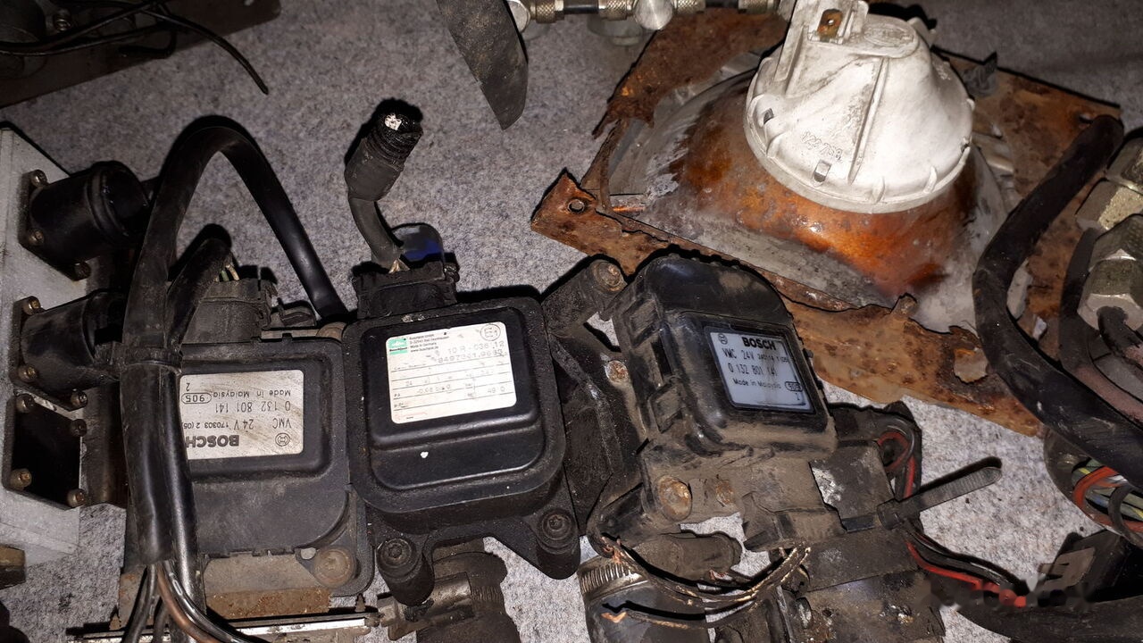 Bosch 0132801141 MAN CITY - Valve hydraulique pour Bus: photos 2 Bosch 0132801141 MAN CITY - Valve hydraulique pour Bus: photos 2