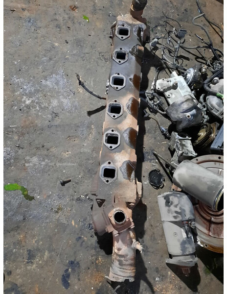 MAN / Турбина 53271013060c головка - Moteur et pièces: photos 1 MAN / Турбина 53271013060c головка - Moteur et pièces: photos 1