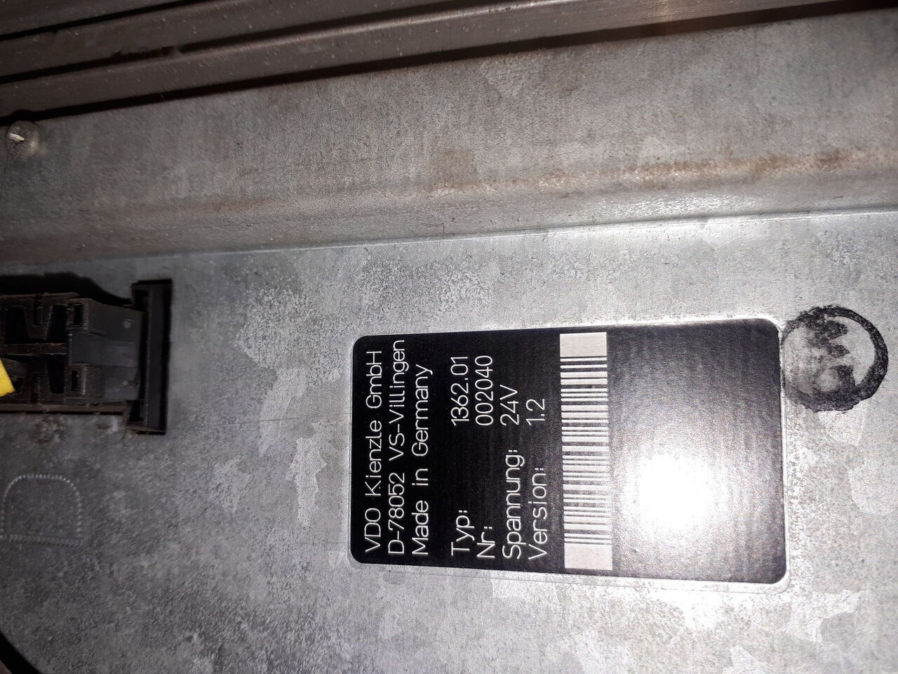 Mercedes-Benz D-78052 NEOPLAN - Bloc de gestion pour Bus: photos 3 Mercedes-Benz D-78052 NEOPLAN - Bloc de gestion pour Bus: photos 3