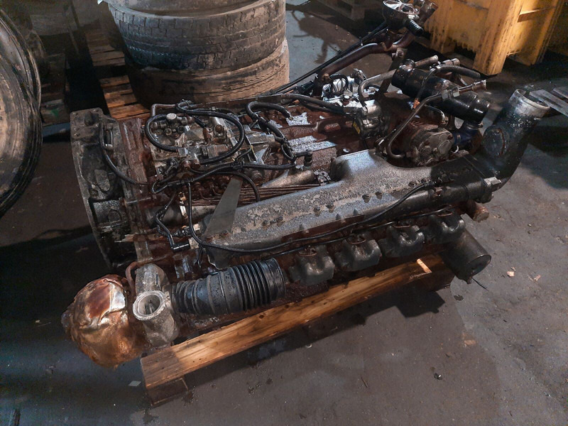 Mercedes-Benz OM447 - Moteur: photos 3 Mercedes-Benz OM447 - Moteur: photos 3