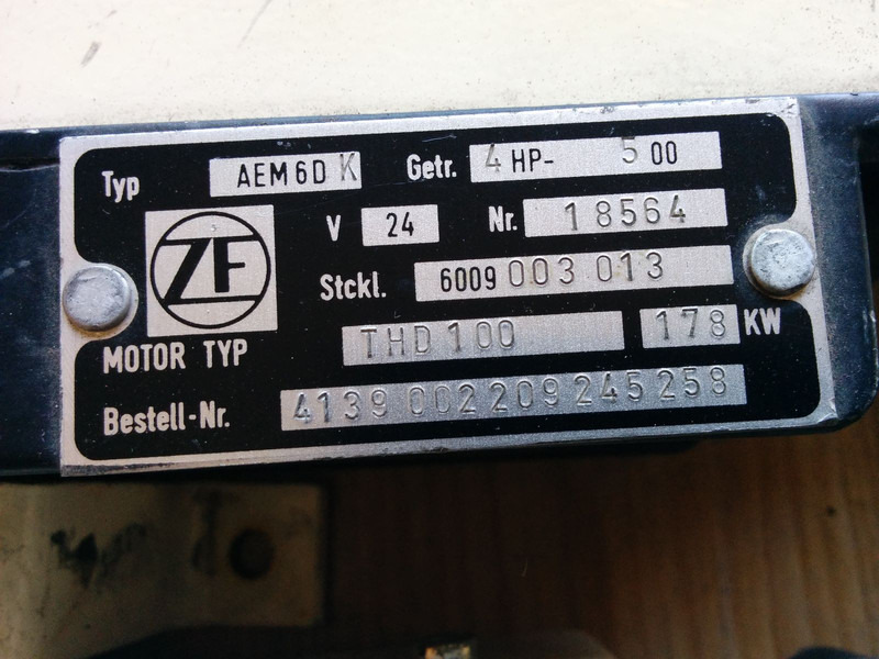 Mercedes-Benz ZF AEM-6DK - Bloc de gestion: photos 3 Mercedes-Benz ZF AEM-6DK - Bloc de gestion: photos 3