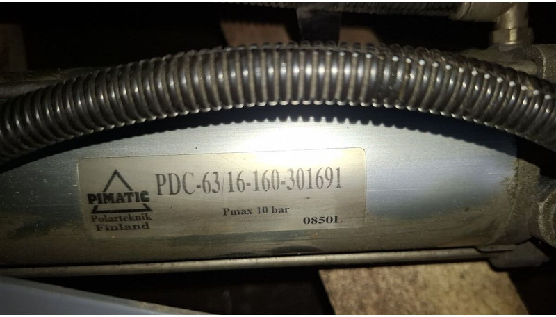 Neoplan BODE цилиндр закрытия - Vérin hydraulique: photos 2 Neoplan BODE цилиндр закрытия - Vérin hydraulique: photos 2