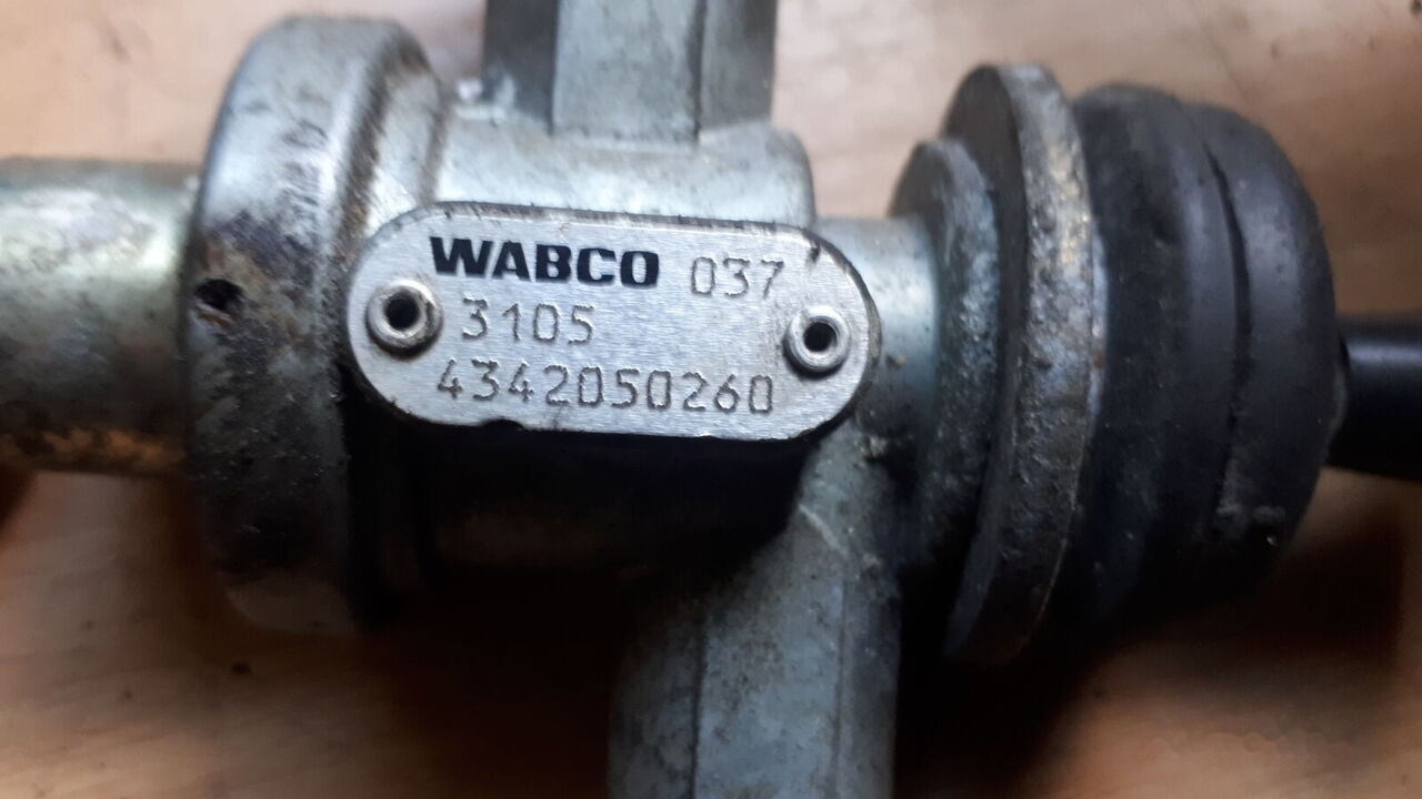 Valve de frein pour Camion Scania Knorr- Bremz 0486203025. 4800010110.486200008.486203033   Scania Volvo: photos 7