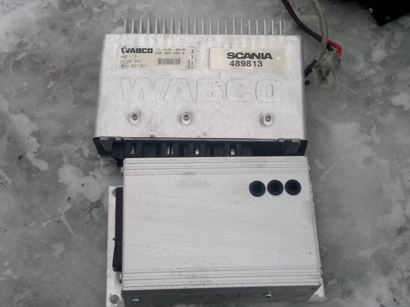 Scania VDO 412.413\006\002 . 412.413/006/005 - Bloc de gestion: photos 4 Scania VDO 412.413\006\002 . 412.413/006/005 - Bloc de gestion: photos 4