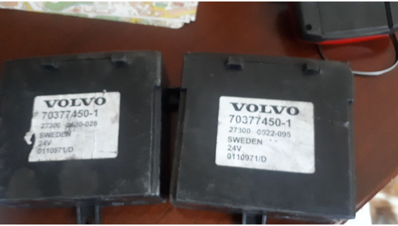 Volvo 20503188-P04.3195082-2 R03 - Bloc de gestion: photos 3 Volvo 20503188-P04.3195082-2 R03 - Bloc de gestion: photos 3