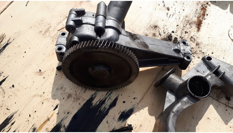 Volvo B10/ B12 = - Pompe à huile: photos 1 Volvo B10/ B12 = - Pompe à huile: photos 1