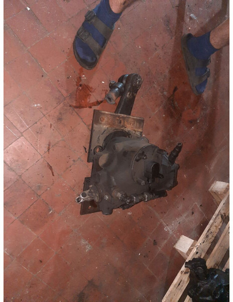 Volvo Scania Irizar. MAN. - Boîtier de direction: photos 5 Volvo Scania Irizar. MAN. - Boîtier de direction: photos 5