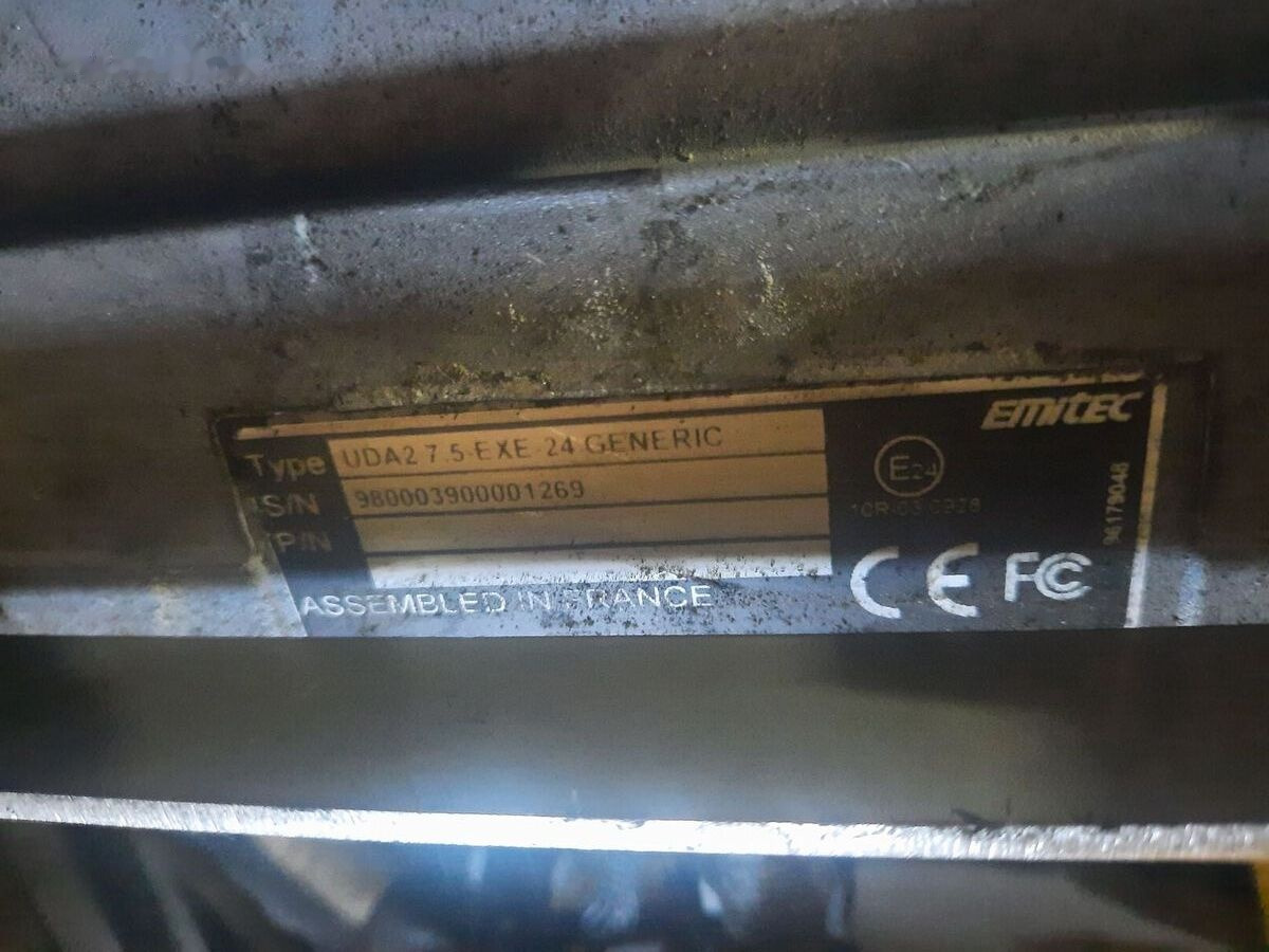 Volvo UDA2-7, 5-EXE-24 Volvo - Système d'échappement pour Bus: photos 4 Volvo UDA2-7, 5-EXE-24 Volvo - Système d'échappement pour Bus: photos 4