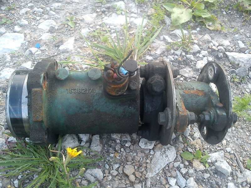 Volvo привода шкивов ремней и топливного насоса - Vilebrequin: photos 2 Volvo привода шкивов ремней и топливного насоса - Vilebrequin: photos 2