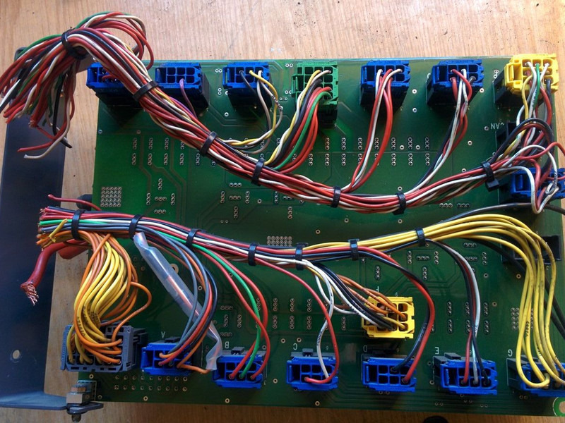 Bloc de gestion Wabco 1784017. 900226R11. 1759396. 75228-C3B . 176955: photos 9