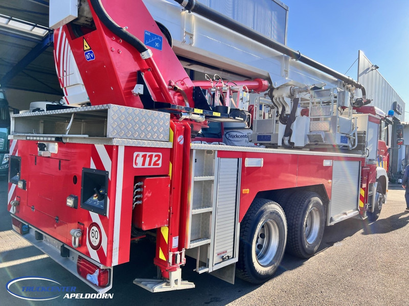 MAN TGA 26.350 Magirus ALP 320L = 32 meter, Waterpump, 6x4, Steel springs - Camion de pompier: photos 4 MAN TGA 26.350 Magirus ALP 320L = 32 meter, Waterpump, 6x4, Steel springs - Camion de pompier: photos 4