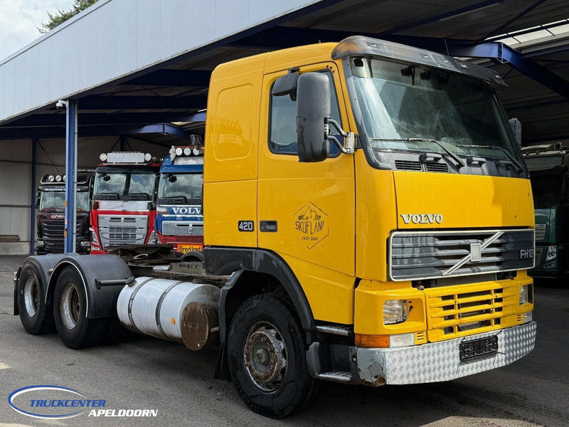 Volvo FH 12 - 420 6x4, Handgeschakeld, Euro 2, Hydrauliek - Tracteur routier: photos 1 Volvo FH 12 - 420 6x4, Handgeschakeld, Euro 2, Hydrauliek - Tracteur routier: photos 1