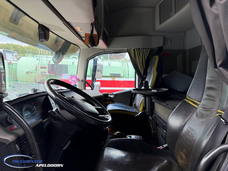 Camion grumier, Camion grue Volvo FH 650 6x4, FTG V1000X.81 Houtkraan: photos 7