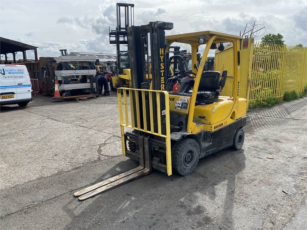 Hyster H2.5CT  - Chariot élévateur diesel: photos 2 Hyster H2.5CT  - Chariot élévateur diesel: photos 2