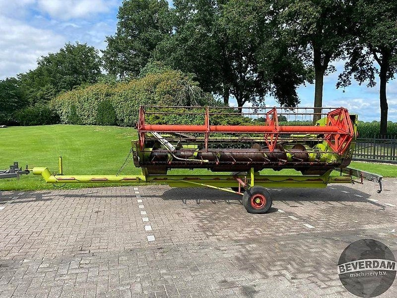 Claas maaibord 400 - Accessoire de matériels de récolte: photos 3 Claas maaibord 400 - Accessoire de matériels de récolte: photos 3