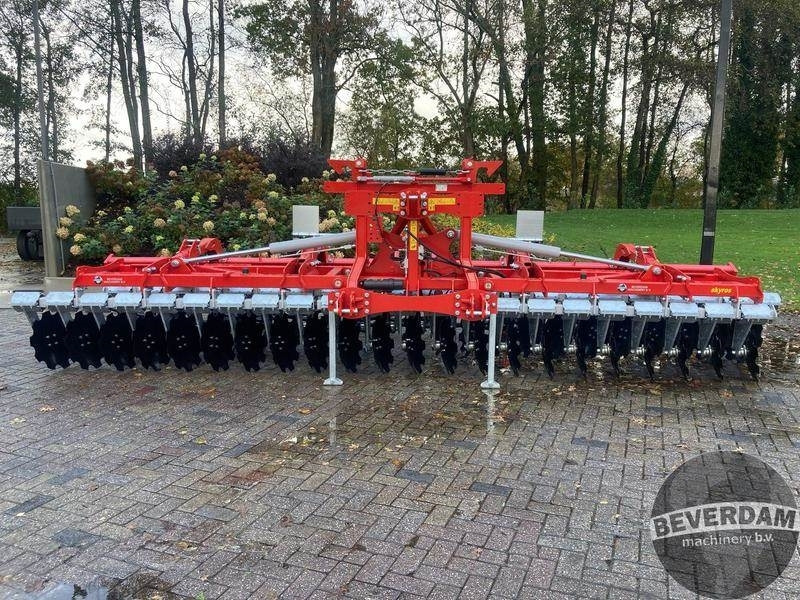 Evers Skyros 44-616 - Cover crop: photos 5 Evers Skyros 44-616 - Cover crop: photos 5
