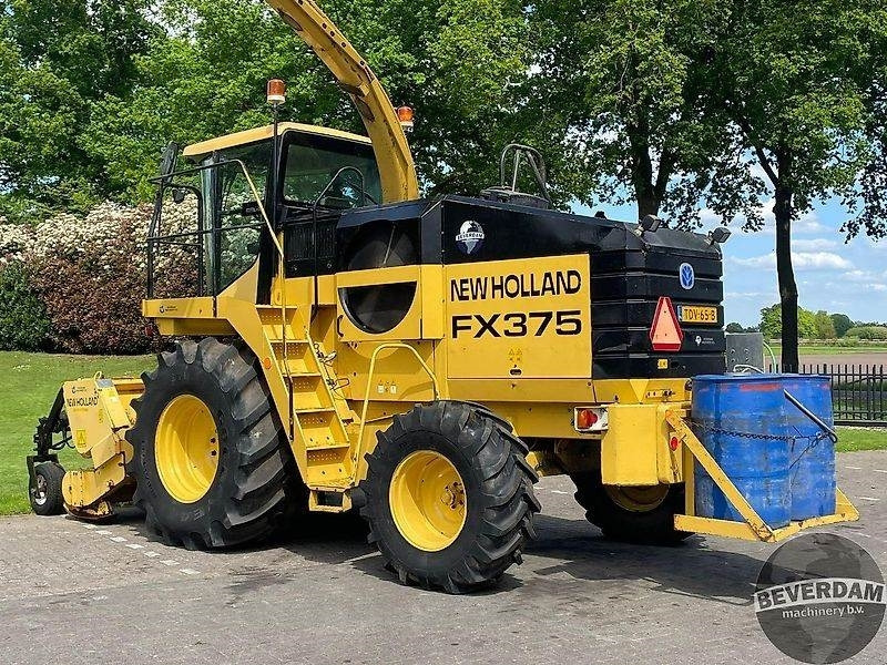 New Holland FX 375 - Machine agricole: photos 3 New Holland FX 375 - Machine agricole: photos 3