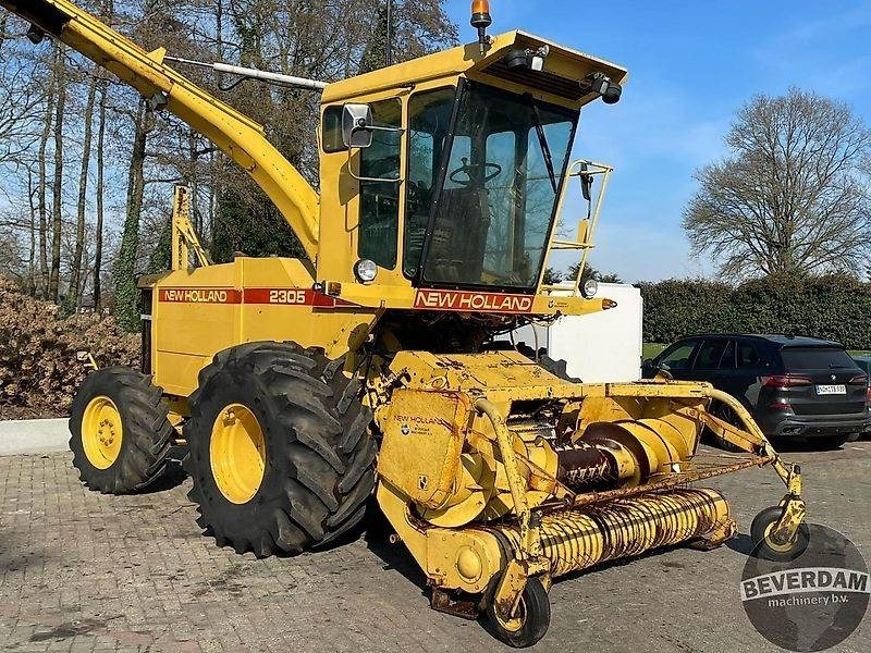 New Holland 2305 - Ensileuse: photos 2 New Holland 2305 - Ensileuse: photos 2
