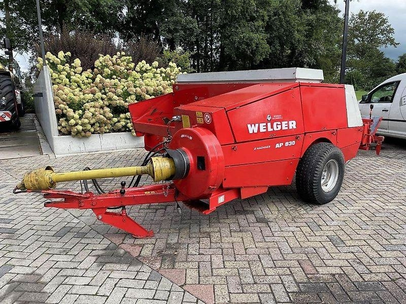Welger AP 830 - Presse à balles cubiques: photos 2 Welger AP 830 - Presse à balles cubiques: photos 2
