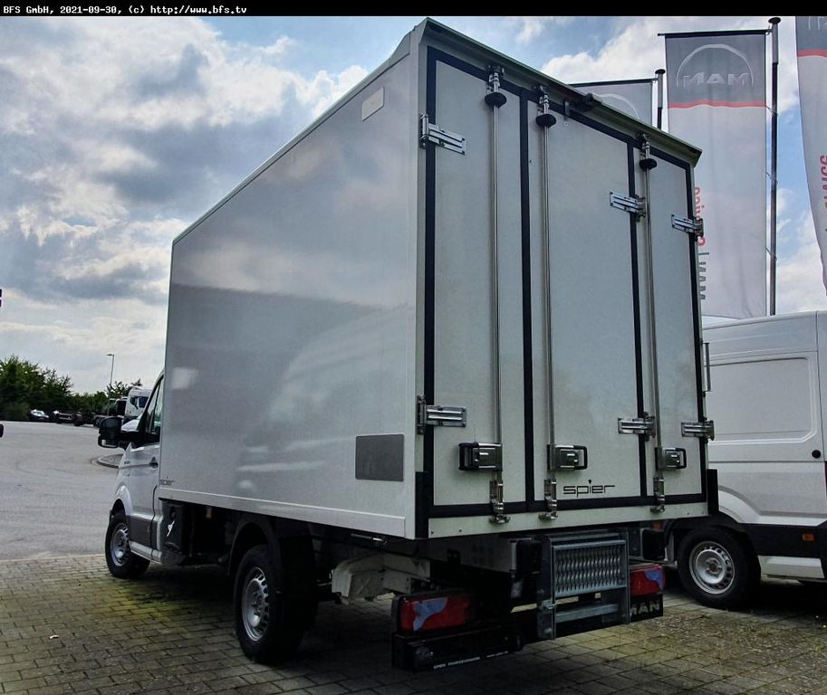 MAN TGE 3.140 4x2 F SB Bi-Temp Kühlkoffer, Carrier P MAN TGE 3.140 4x2 F SB Bi-Temp Kühlkoffer, Carrier P - Utilitaire frigorifique: photos 3 MAN TGE 3.140 4x2 F SB Bi-Temp Kühlkoffer, Carrier P MAN TGE 3.140 4x2 F SB Bi-Temp Kühlkoffer, Carrier P - Utilitaire frigorifique: photos 3