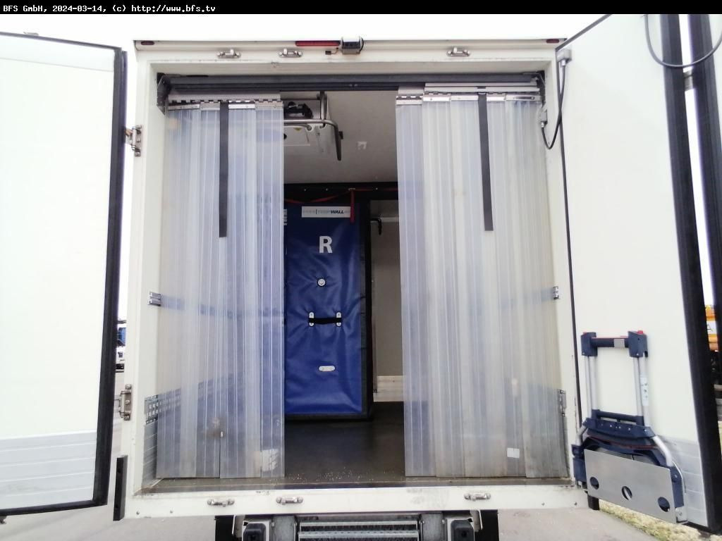 MAN TGE 3.140 4x2 F SB Bi-Temp Kühlkoffer, Carrier P MAN TGE 3.140 4x2 F SB Bi-Temp Kühlkoffer, Carrier P - Utilitaire frigorifique: photos 2 MAN TGE 3.140 4x2 F SB Bi-Temp Kühlkoffer, Carrier P MAN TGE 3.140 4x2 F SB Bi-Temp Kühlkoffer, Carrier P - Utilitaire frigorifique: photos 2