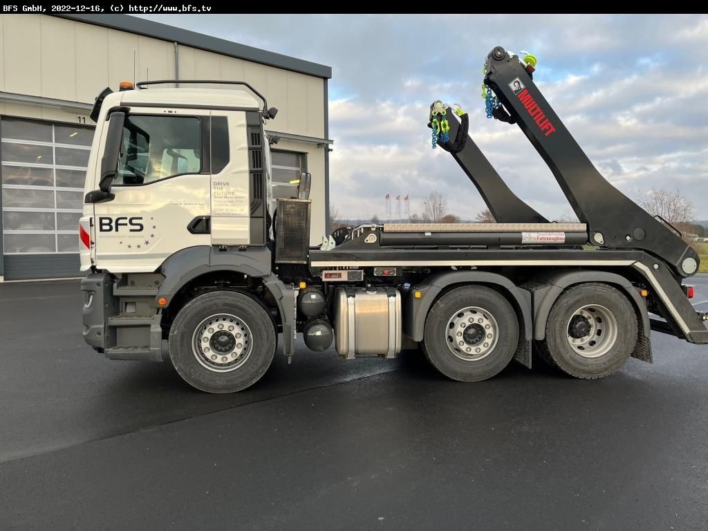 MAN TGS (TG3) 26.510 6x2/4 BL CH HIAB - Camion benne: photos 1 MAN TGS (TG3) 26.510 6x2/4 BL CH HIAB - Camion benne: photos 1