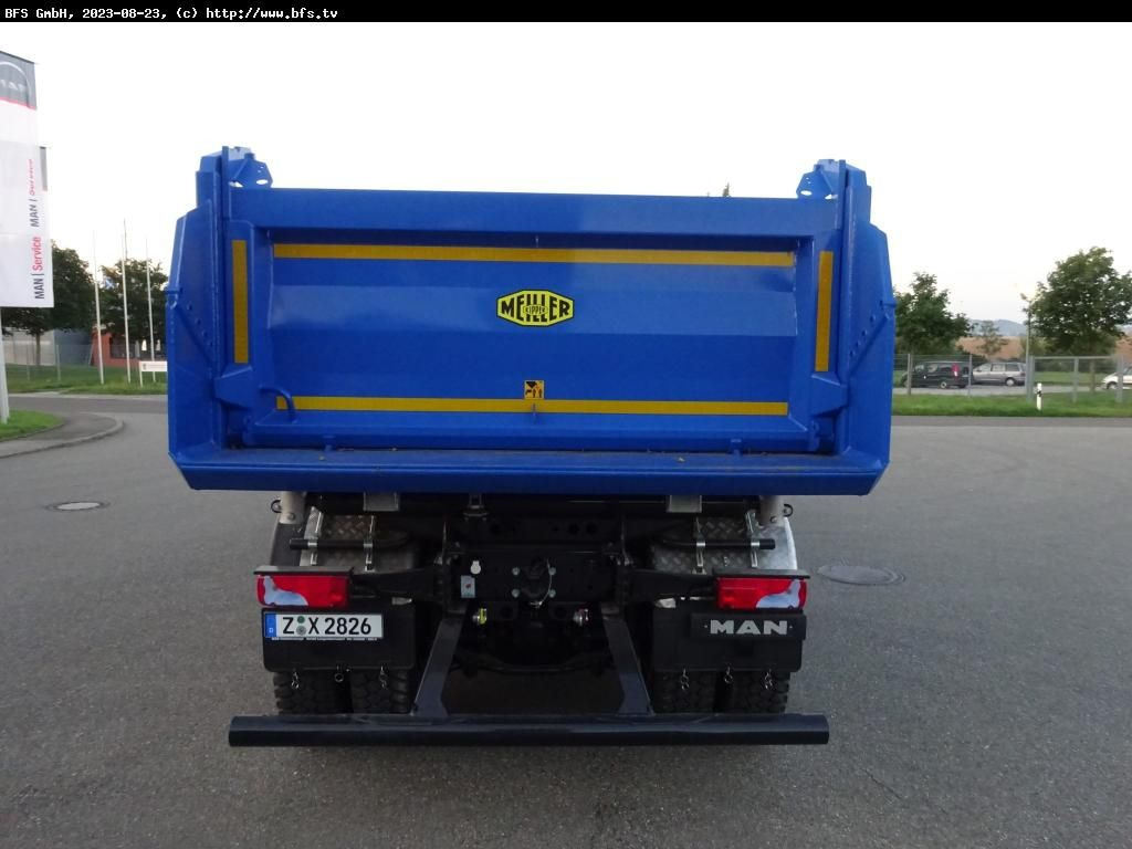 MAN TGS (TG3) 35.520 8x4 BB CH Bordmatik links, 3-Se - Camion benne: photos 3 MAN TGS (TG3) 35.520 8x4 BB CH Bordmatik links, 3-Se - Camion benne: photos 3