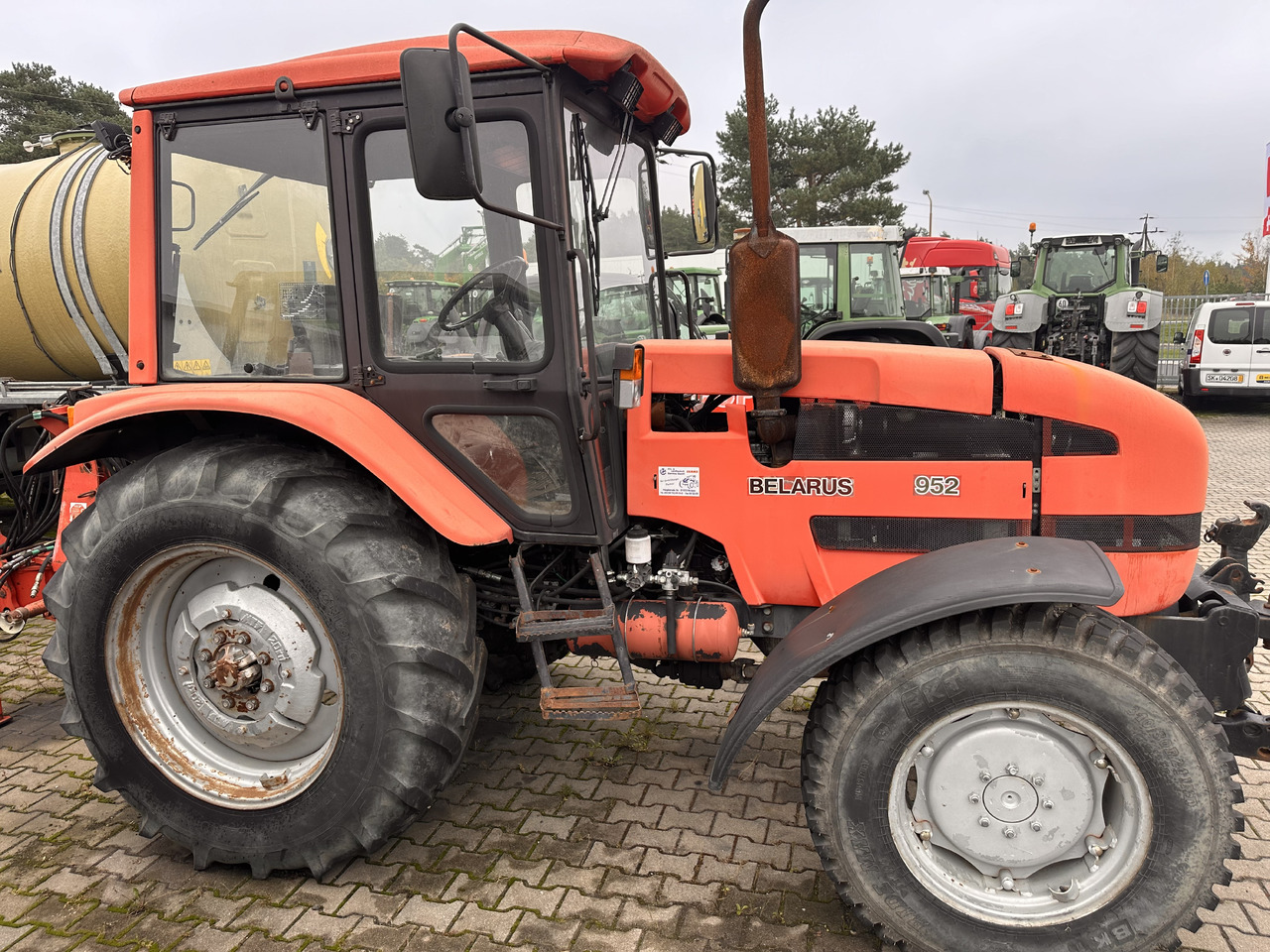 Belarus 952 ,3 - Tracteur agricole: photos 1 Belarus 952 ,3 - Tracteur agricole: photos 1