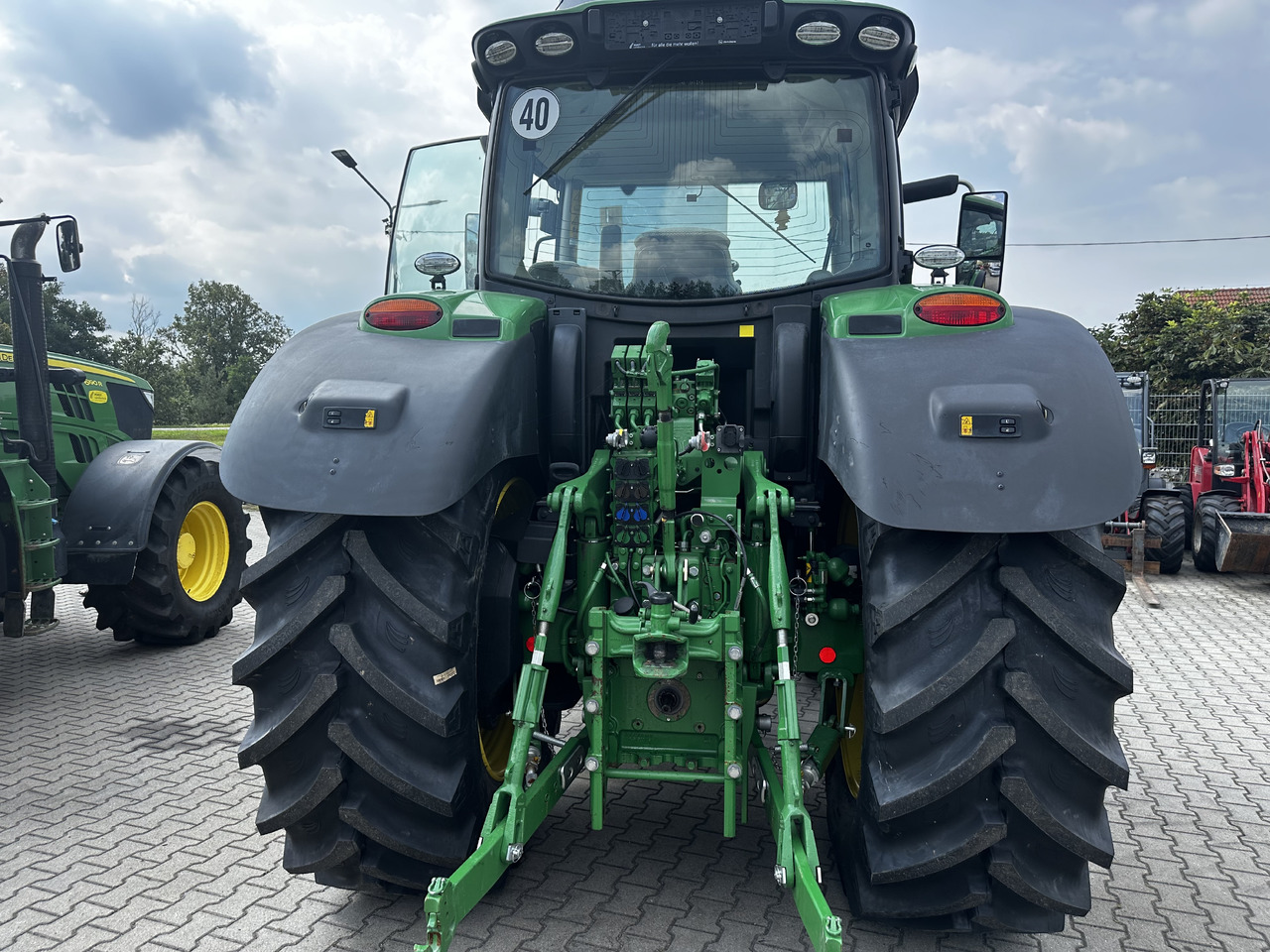 John Deere 6195R - Tracteur agricole: photos 4 John Deere 6195R - Tracteur agricole: photos 4