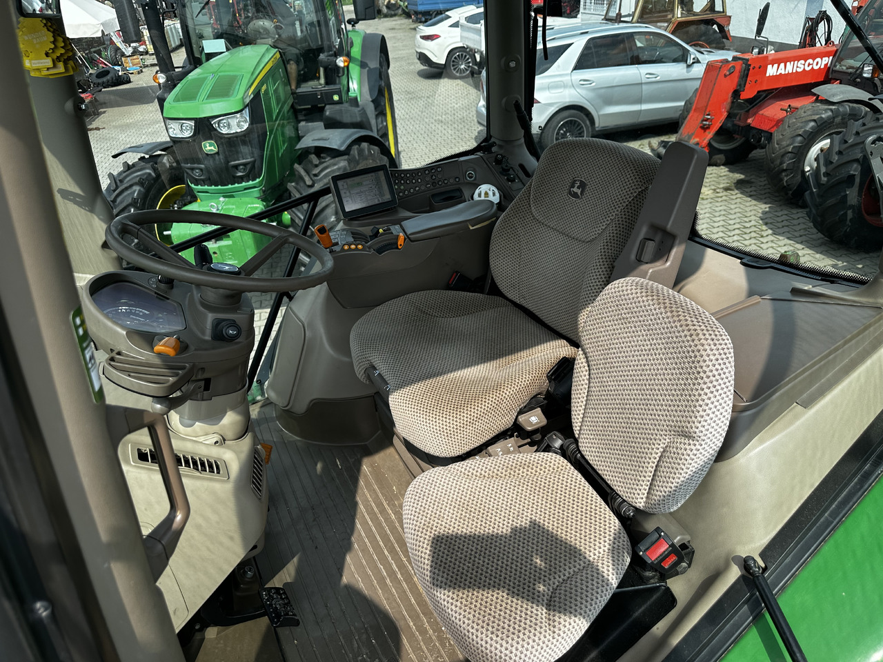 Tracteur agricole John Deere 6195R: photos 12
