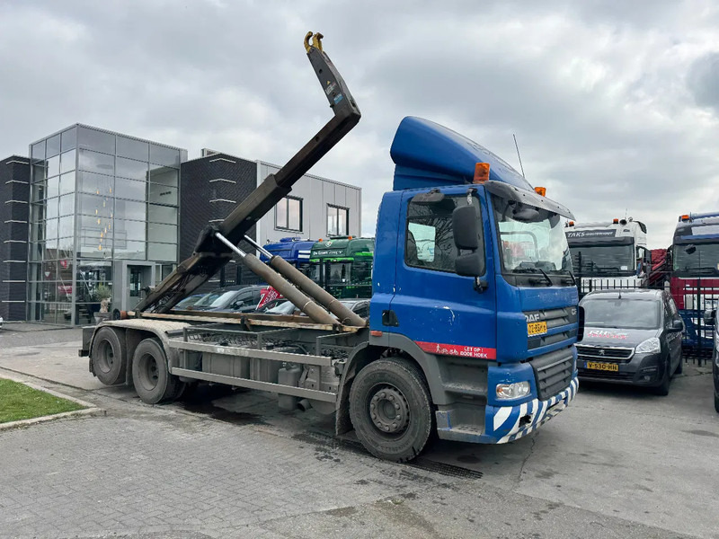DAF CF 85.360 EURO 5 6X2 25T VDL HOOK TÜV 11-2025 - Camion ampliroll: photos 3 DAF CF 85.360 EURO 5 6X2 25T VDL HOOK TÜV 11-2025 - Camion ampliroll: photos 3
