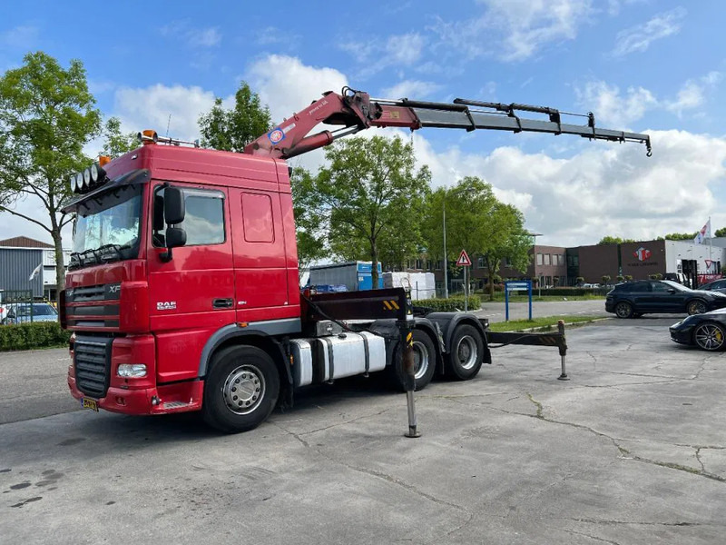 DAF XF 105.460 6X4 EURO 5 + HMF 4220 K6 + REMOTE CONTROL + RETARDER - Camion grue: photos 3 DAF XF 105.460 6X4 EURO 5 + HMF 4220 K6 + REMOTE CONTROL + RETARDER - Camion grue: photos 3