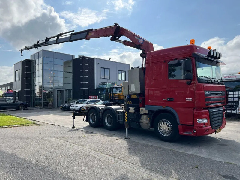 DAF XF 105.460 6X4 EURO 5 + HMF 4220 K6 + REMOTE CONTROL + RETARDER - Camion grue: photos 1 DAF XF 105.460 6X4 EURO 5 + HMF 4220 K6 + REMOTE CONTROL + RETARDER - Camion grue: photos 1