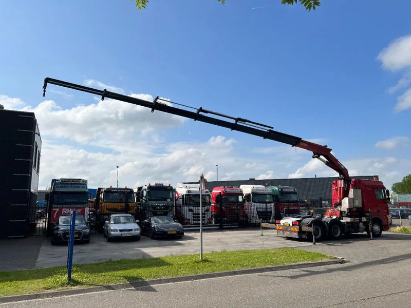 DAF XF 105.460 6X4 EURO 5 + HMF 4220 K6 + REMOTE CONTROL + RETARDER - Camion grue: photos 5 DAF XF 105.460 6X4 EURO 5 + HMF 4220 K6 + REMOTE CONTROL + RETARDER - Camion grue: photos 5