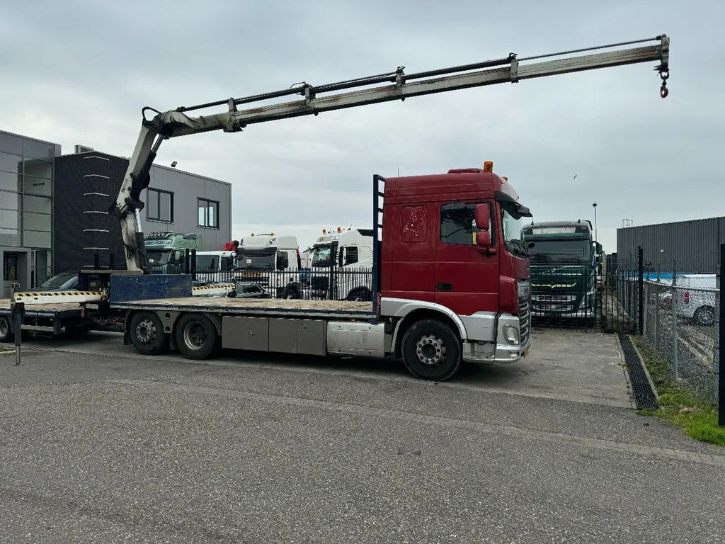 DAF XF 510 6X2 EURO 6 + HIAB 166 HI PRO + REMOTE CON - Camion plateau, Camion grue: photos 3 DAF XF 510 6X2 EURO 6 + HIAB 166 HI PRO + REMOTE CON - Camion plateau, Camion grue: photos 3