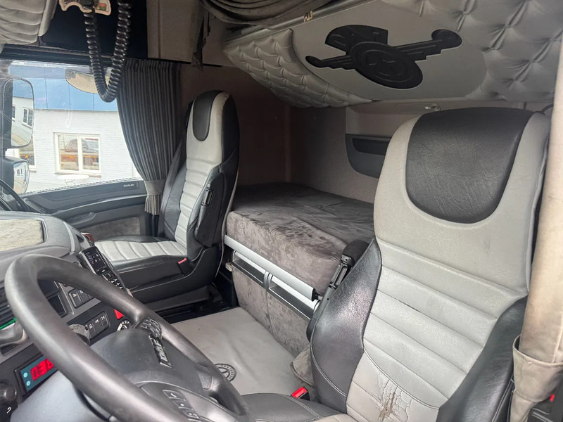 DAF XF 510 8X2 EURO 6 RETARDER TÜV TILL 08-2026 en leasing occasion DAF XF 510 8X2 EURO 6 RETARDER TÜV TILL 08-2026: photos 11